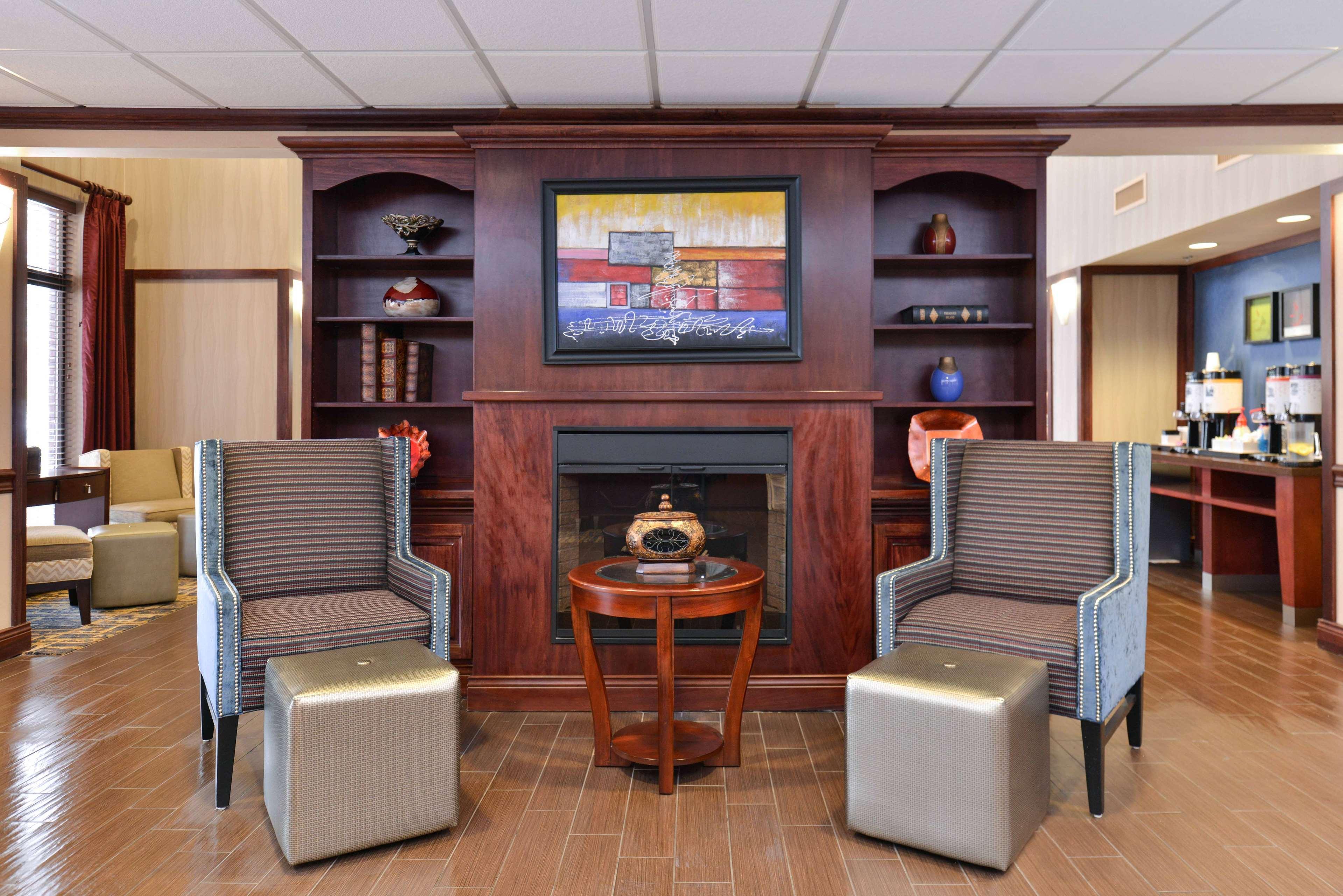 Hampton Inn & Suites Muncie Dış mekan fotoğraf