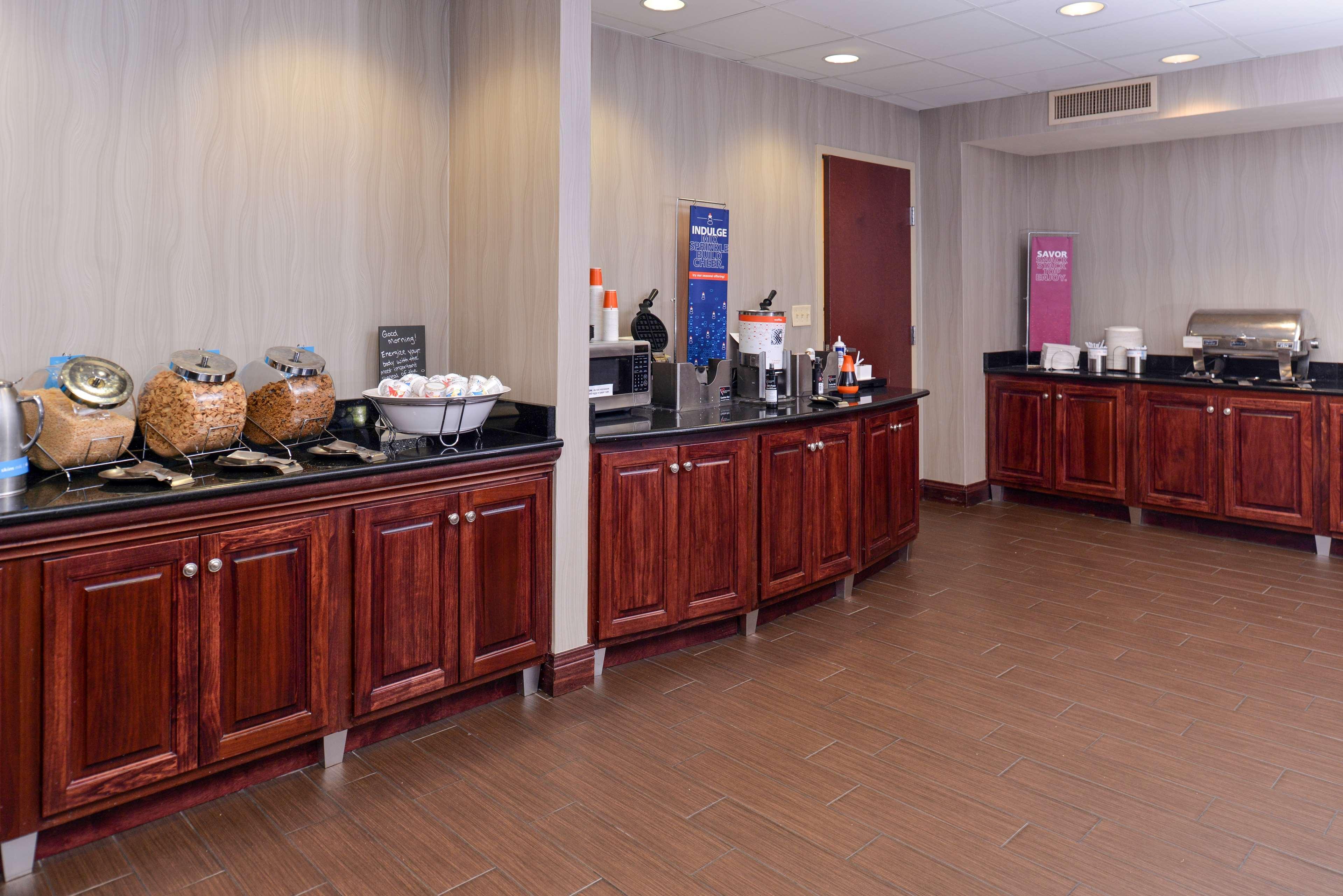 Hampton Inn & Suites Muncie Dış mekan fotoğraf