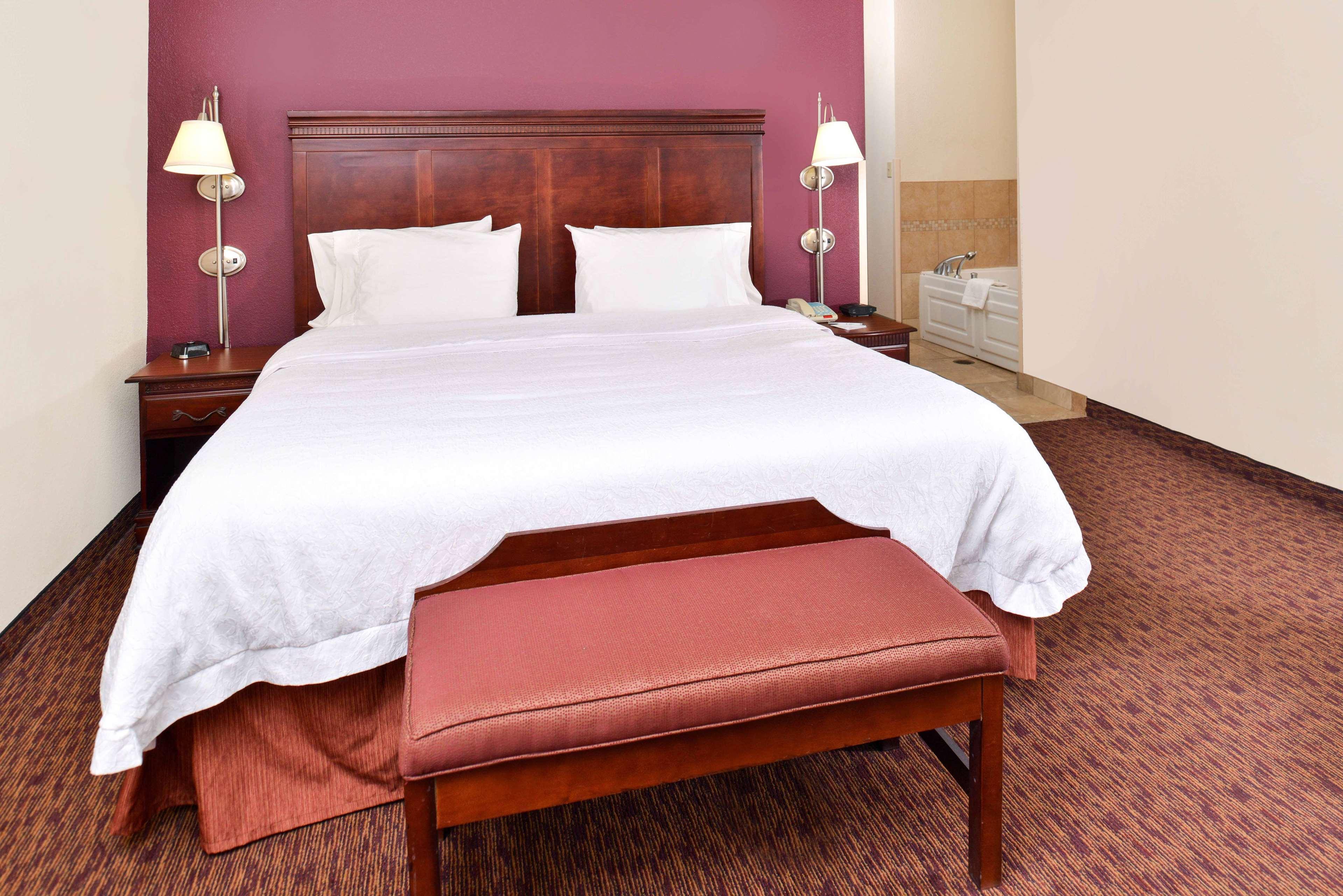 Hampton Inn & Suites Muncie Dış mekan fotoğraf